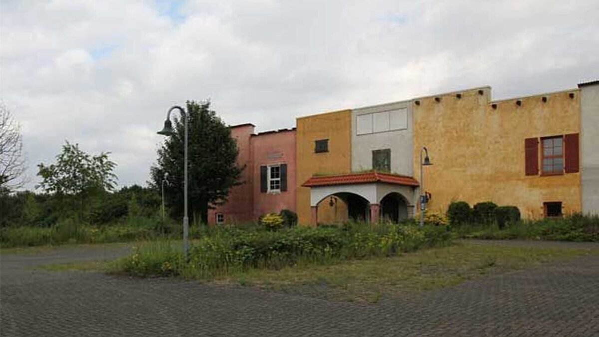 Altes, verlassenes Haus